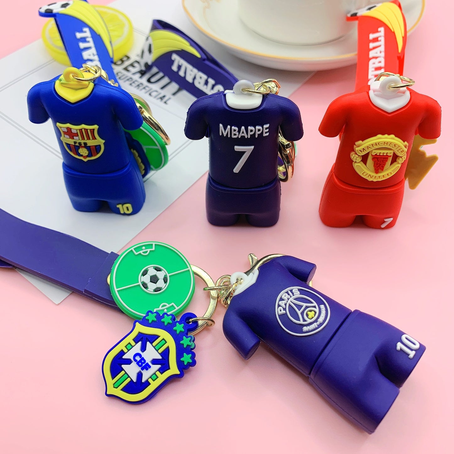 Football World Cup Star Jerseys Figure Key Chain Net Red Schoolbag Pendant Personalized Creative Small Gifts