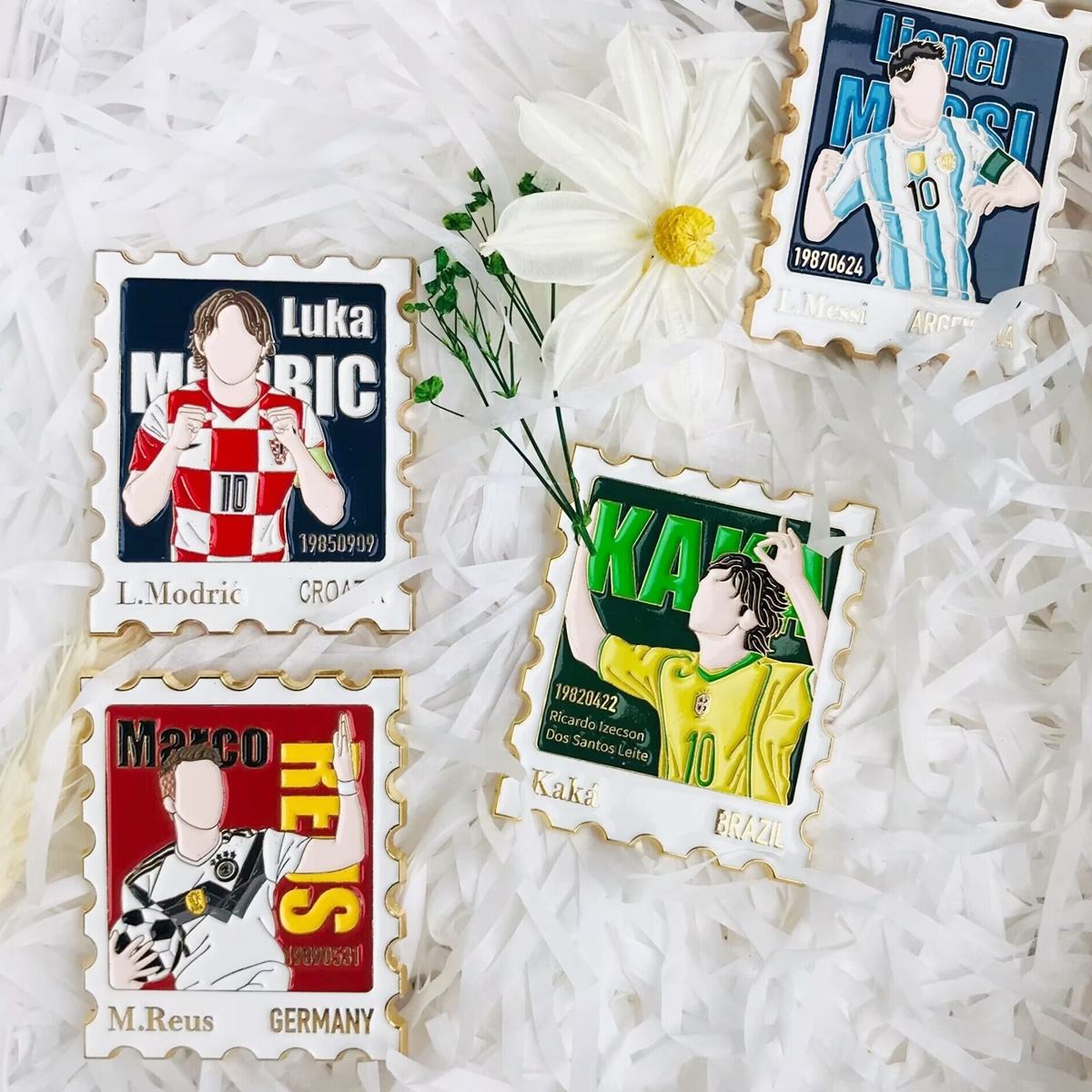 Custom Design Gold Plated World Cup Football Star Hard Enamel Pin World Trading Pin Soccer Sports Soft Enamel Pins Badge Set
